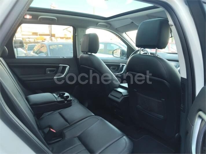 LAND-ROVER Discovery Sport 2.0L TD4 4x4 HSE Luxury
